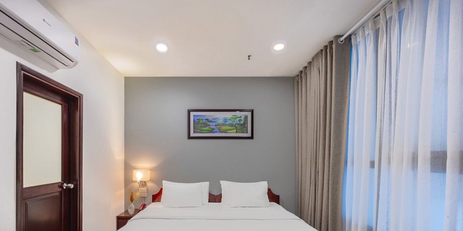 sangtrong001 (1).jpg